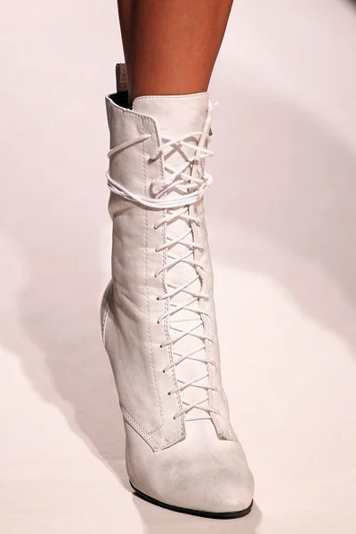 Look 8